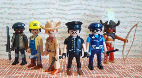 Playmobil village people san - village,