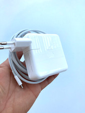  Original Apple Power Adapter USB-C 61W MRW22ZM/A + 2m Apple USB-C  Cable