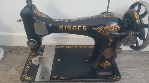 Machine coudre ancienne - machine, a
