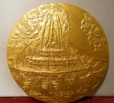 VERSAILLES FOUNTAIN LARGE 81MM 1983 FRENCH GILT BRONZE ART MEDAL by Janine Boyer