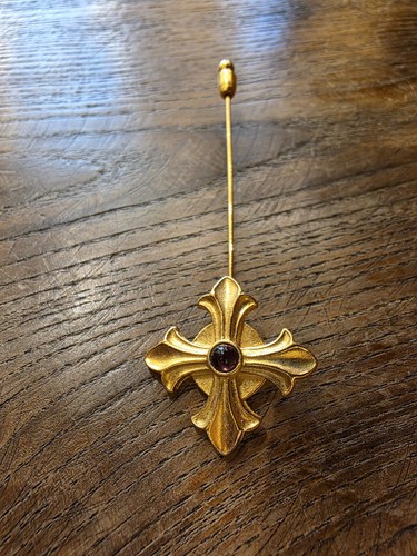 Broche fleur lys delphine - lys,