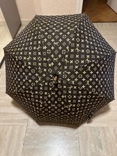 Louis Vuitton : parapluie
