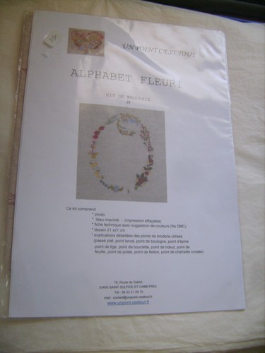 Kit broderie alphabet fleuri - broderie,
