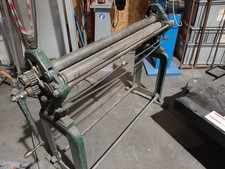 Rouleuse à tôle manuelle 3