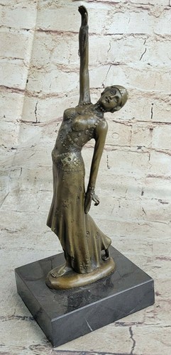 Collectible figurine bronze - figurine,