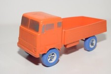 A99 1:24?? CAMION VINYLE