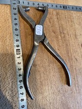235 old tool - /, outil