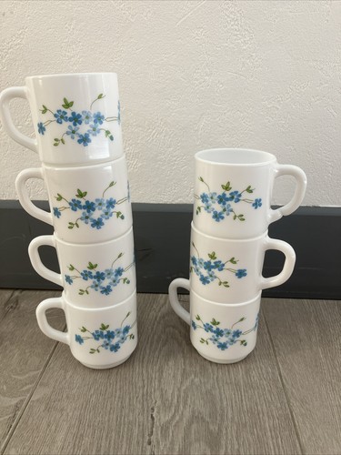 Tasses arcopal modèle - 7,