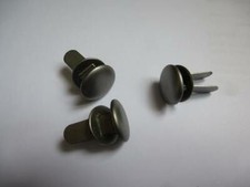 Jeu de 3 rivets acier casque allemand modèle 1940 et 1942 Wehrmacht 1939-1945 