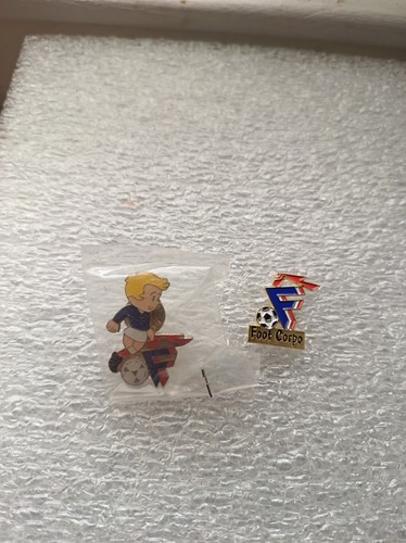 Pins football fff - pins,