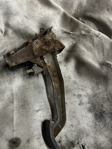 Triumph spitfire mk3 brake - triumph,