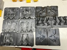 6 MOULES EN SILICONE POUR SOLDATS DE PLOMB OU ETAIN