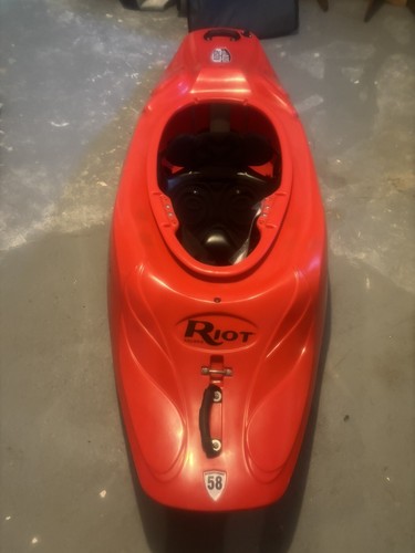 Riot astro whitewater kayak - astro-58,