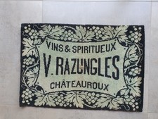 Tapis de bar "Vins et Spiritueux V. Razungles "à Châteauroux