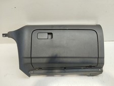 1K1857290 BOITE À GANTS /