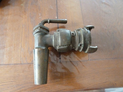 Ancien robinet bronze - robinet,