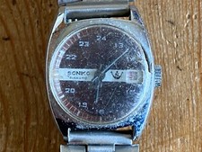 Soniko Montre En Acier Quartz - 24 Mm - Ne Fonctionne Pas Le Verre Est Cassé.