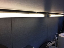 DOUBLE BARRE NÉONS ÉCLAIRAGE LED SOUS MEUBLES CUISINE