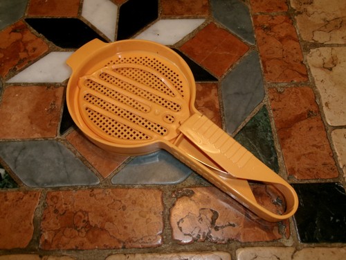 Tamis farine tupperware - tamis, a