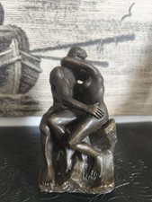 Statuette "Le Baiser" reproduction Bronze de RODIN. Super Patine. Très bon Etat.