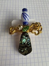 Rare Broche C.  Lacroix vintage dorée verre bleu nacre strass abalone - Unique