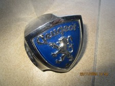 INSIGNE DE CALANDRE POUR