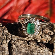 bague fiancailles vintage or 18k blanc sertie émeraude diamants taille 58