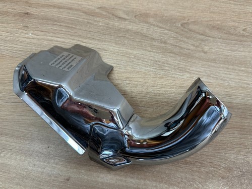 Une protection echappement - une,