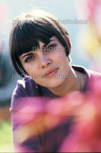 Mireille mathieu exclusive - mathieu,