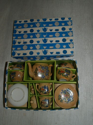 Ancien jouet poupee service - , à