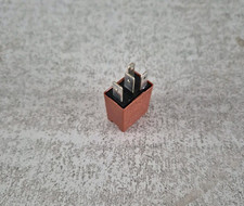 Relais G.CARTIER 12V 20A 20 Amperes RENAULT DACIA Ref 8200263342 MARRON