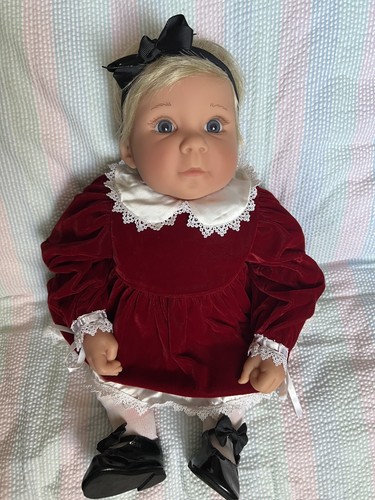 Lee middleton doll dressed for - dressed,