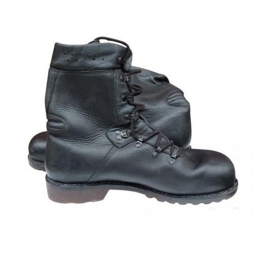 Paire rangers allemande - allemande, de