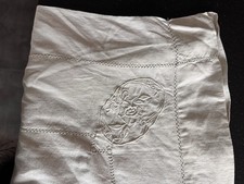 Drap ancien en lin brodé
