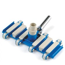 Aspirateur de sol de piscine