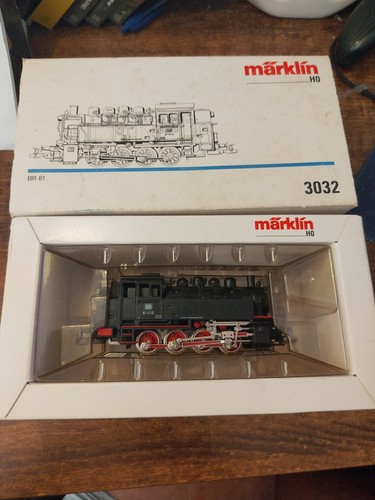 Locomotive marklin br81 dans - marklin,