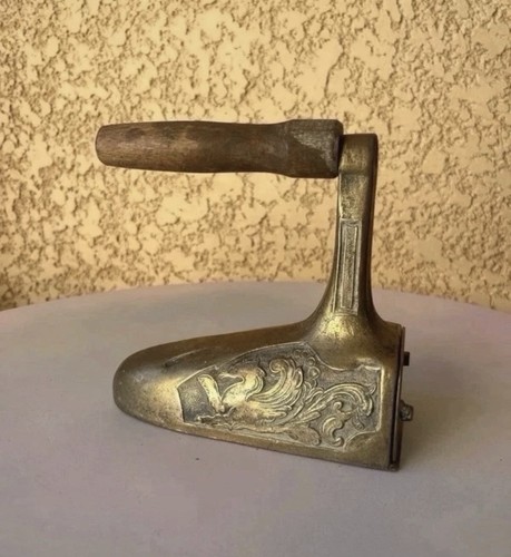 Ancien fer repasser - ancien, en