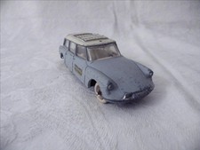 DS 19 AMBULANCE MUNICIPALE