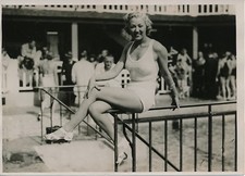 Jeune femme 1930 1er prix - femme,