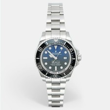 Rolex bleue noire en acier