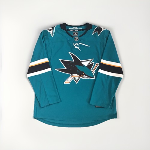 Nwot teal fanatics - nwot,