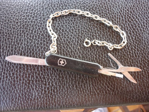 Ancien petit couteau suisse