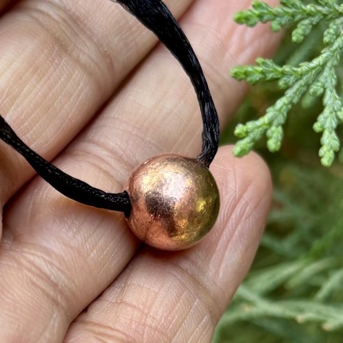 Médaillon pendentif boule - , de