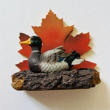 Canard Figurine en Résine Canadian Souvenir Station Feuille Erable  Collection