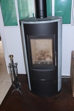 POELE A BOIS NEUF JUSTUS AUSTIN 7KW ACIER ET PIERRE OLLAIRE