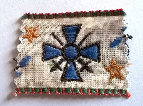 Petit ruban brodé - , médaille