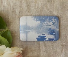 ANCIEN PETIT MIROIR DE POCHE DECOR DE RIVIERE ET BARQUE 1900