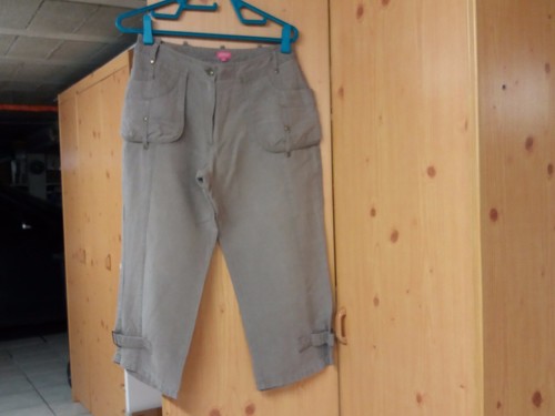 Pantacourt beige foncé femme