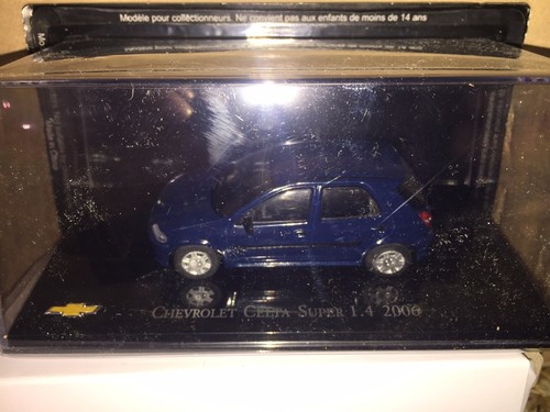 Die cast chevrolet celta - ",