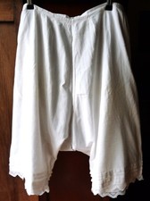 Culotte longue fendue - , de